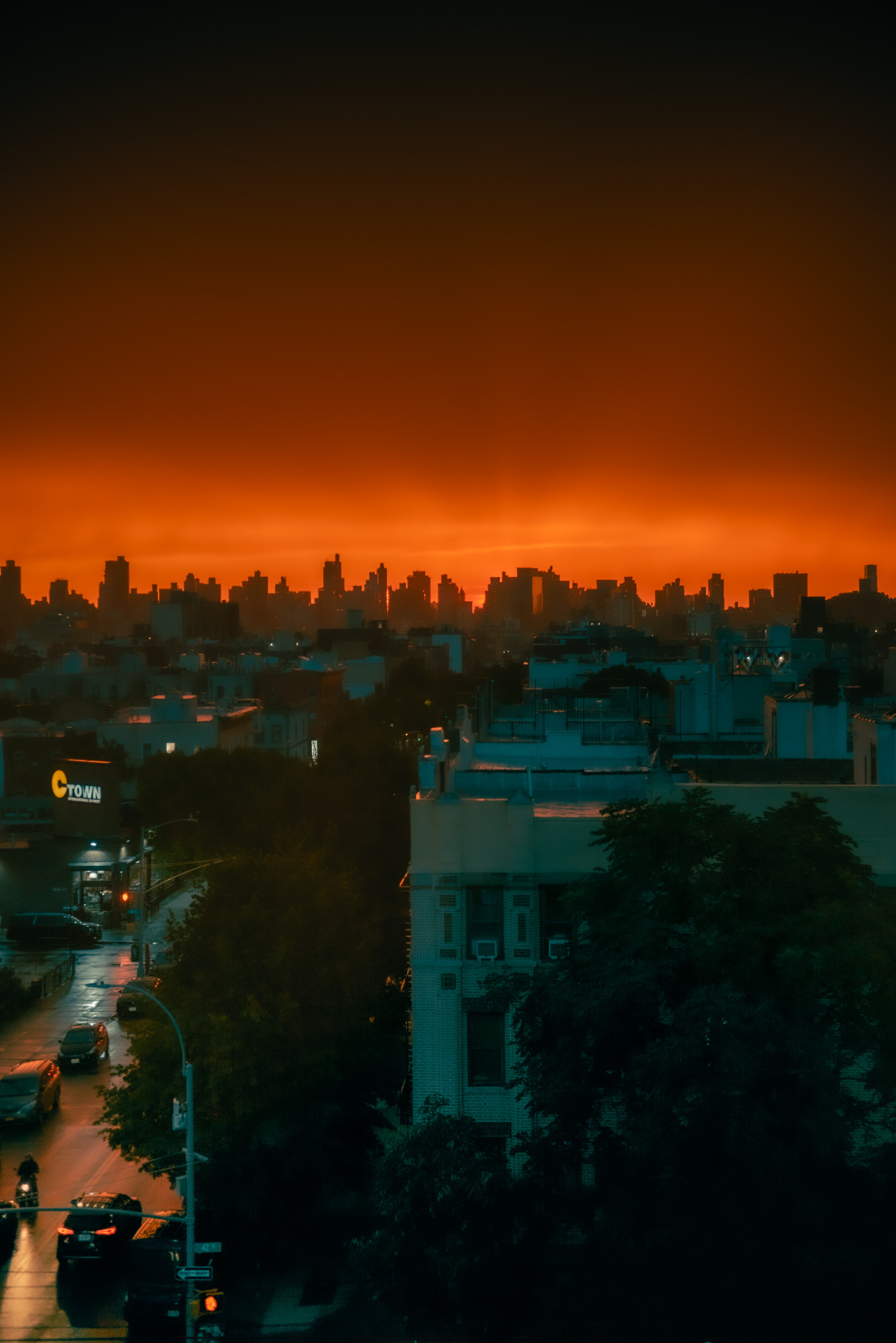 Vertical New York streetscape at sunset photographed by Rory Duffy